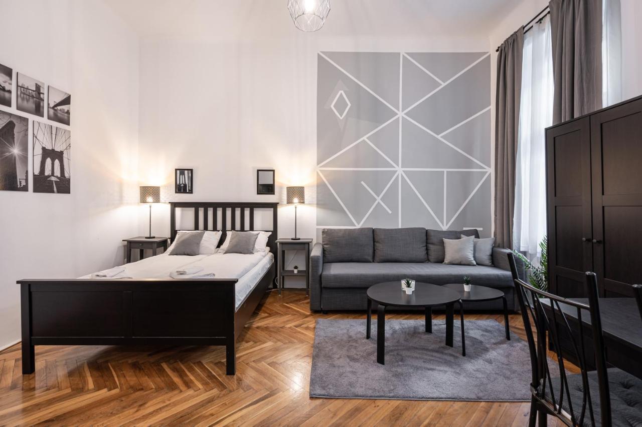 B8 - Grand Boulevard Cozy Apartment - Best Location By Bqa Будапеща Екстериор снимка