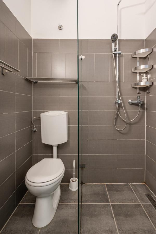 B8 - Grand Boulevard Cozy Apartment - Best Location By Bqa Будапеща Екстериор снимка
