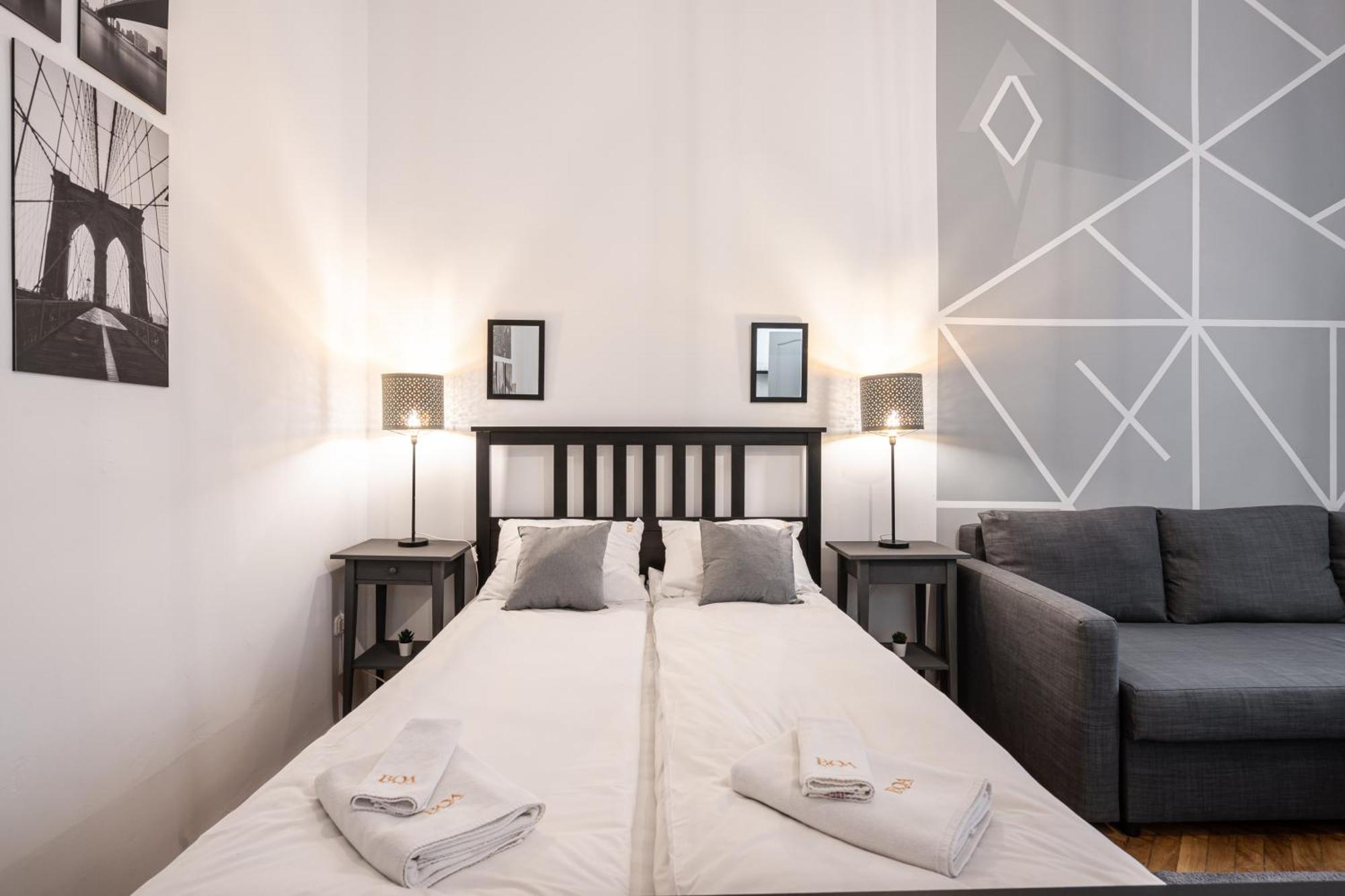 B8 - Grand Boulevard Cozy Apartment - Best Location By Bqa Будапеща Стая снимка